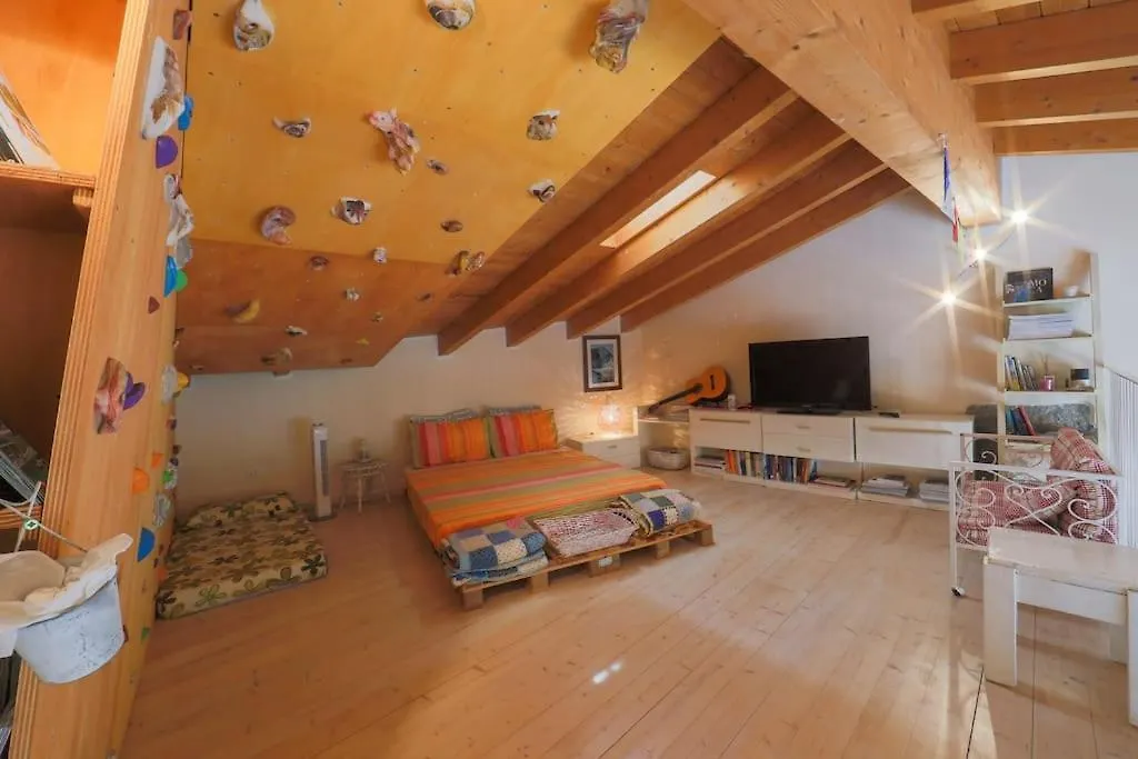 Holiday home Casa Magnifica Valle Camonica Cimbergo Italy